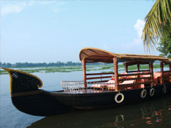 3 Bedroom Houseboat